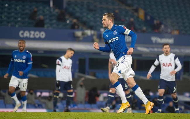 也进一步巩 也进一步巩