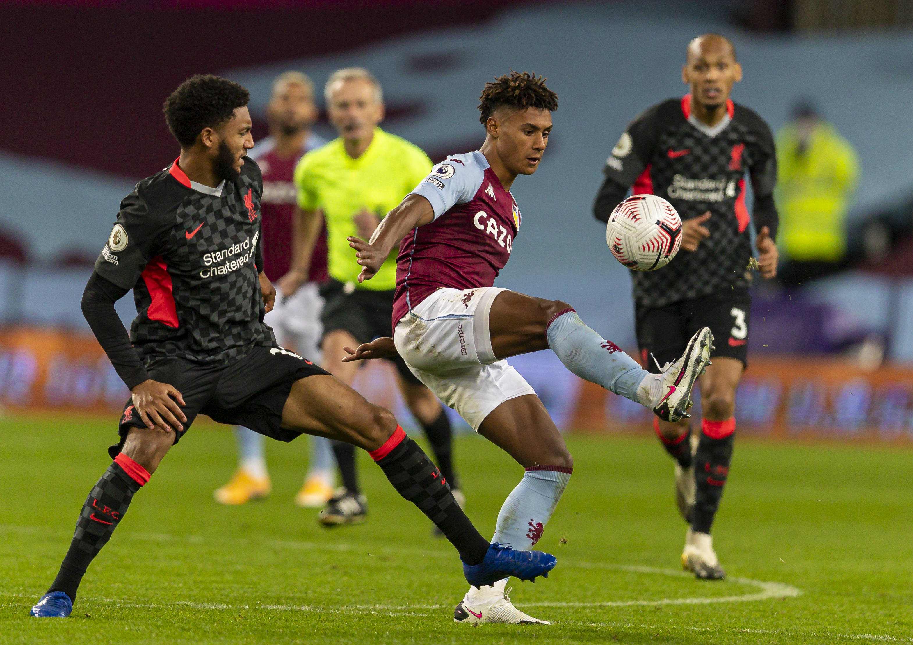 赛场上提供 赛场上提供